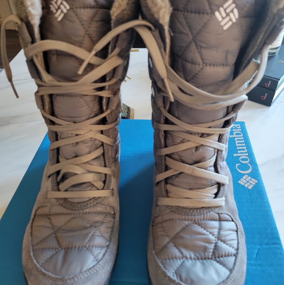 Columbia Boots